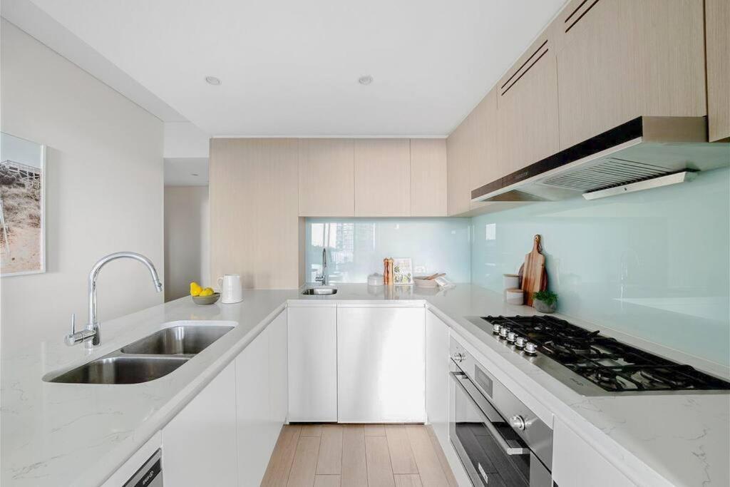 Living By Water Marina Square 2br Apartment *